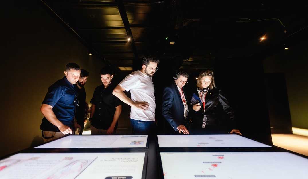 צילום של סיור מרגש במוזיאון הסובלנות ירושלים