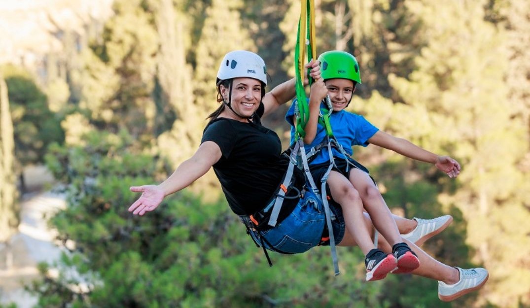 צילום של האומגה במצפה דוד