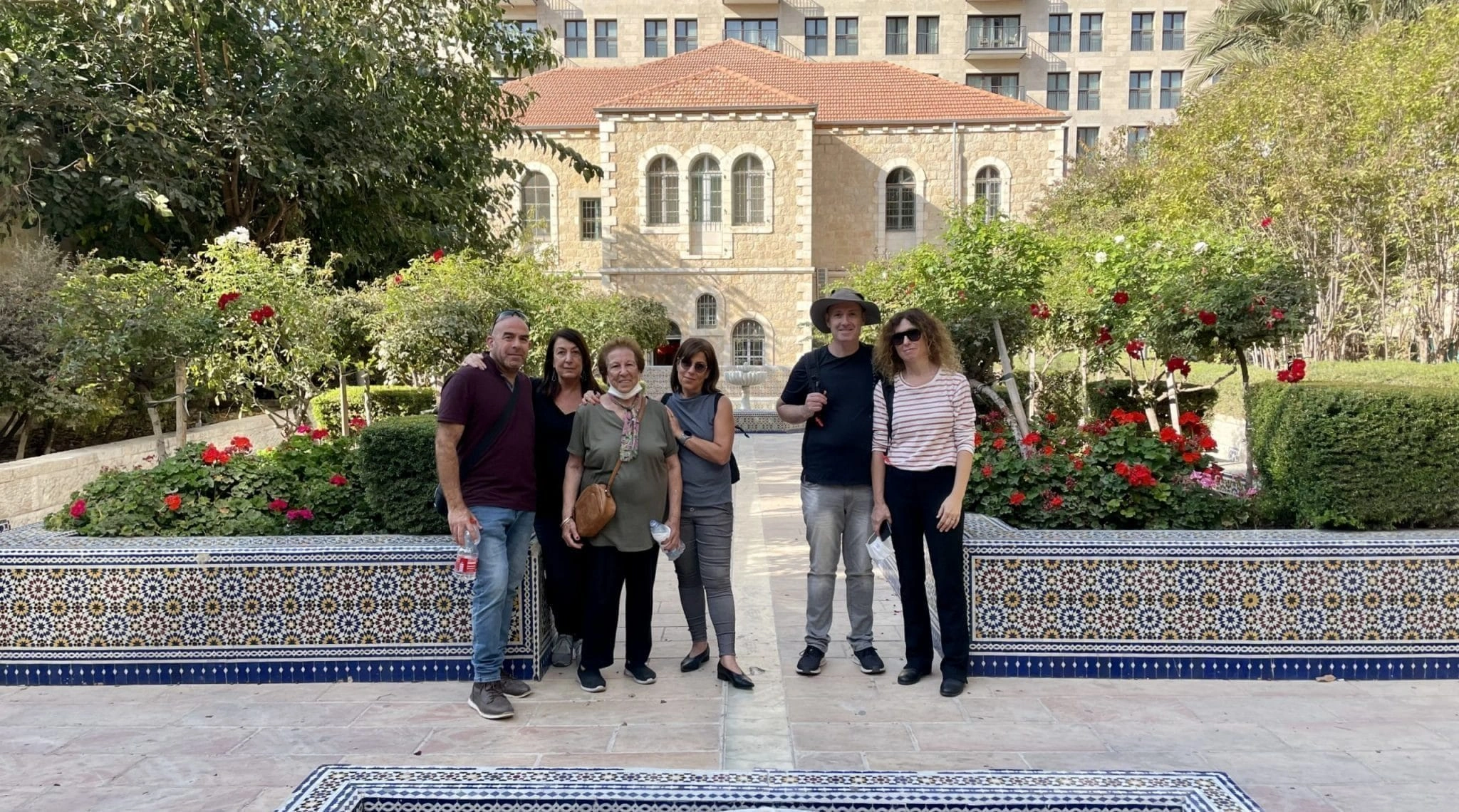 צילום של בין שני מלכים: הפינות הנסתרות בין המלך ג׳ורג׳ למלך דוד